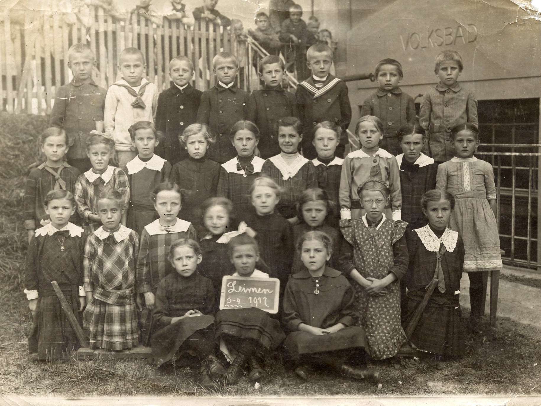  Historisches Klassenfoto der Turmschule 